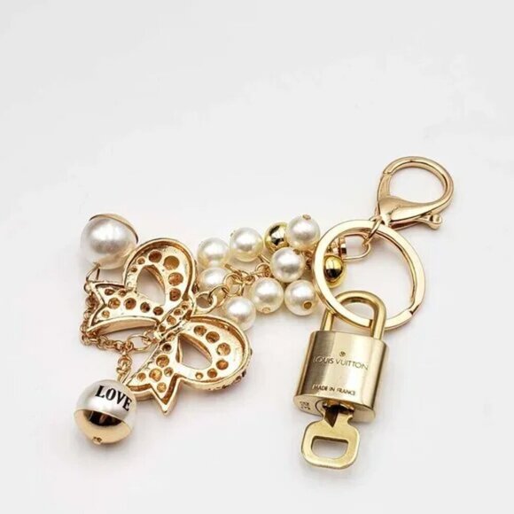 100% Auth Louis Vuitton Lock & Key with unbranded Bagcharm, Keycharm, Keychain - Picture 6 of 8